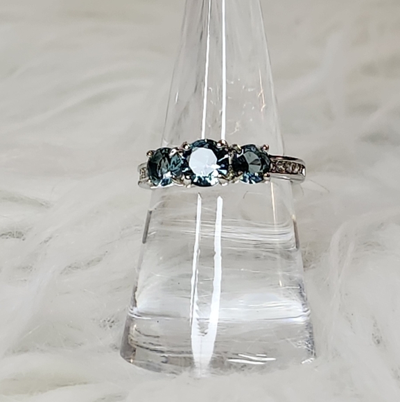 Lab Created London Blue Sapphire Ring on Rhodium Plating Size 8 - Picture 4 of 8